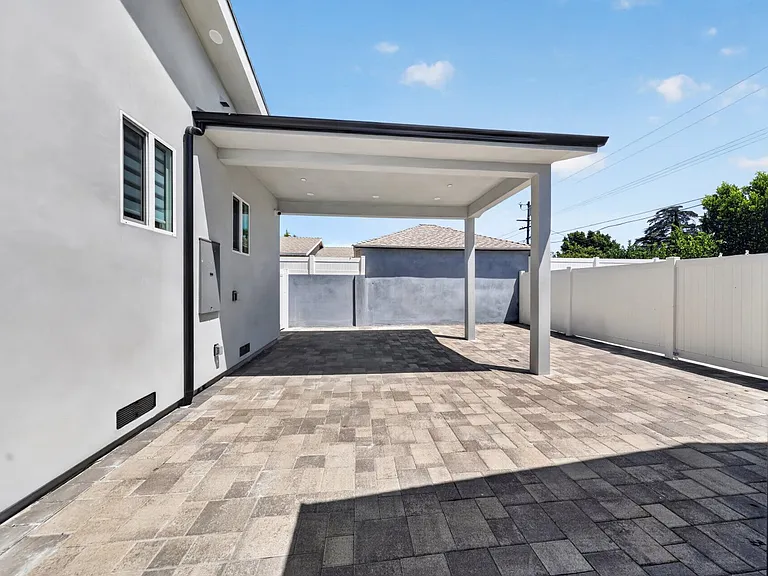 8018 Shadyglade Ave — Photo 51