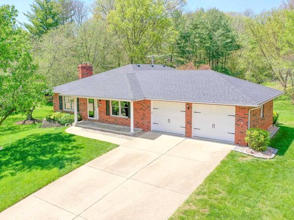 974 Forest View Dr, Columbia, IL 62236