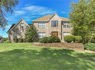 8404 S Elm St, Raytown, MO 64138
