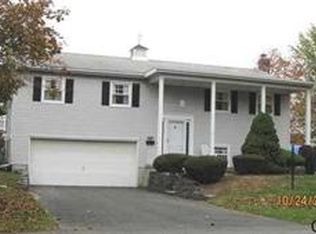 26 Summit Ave, Latham, NY 12110