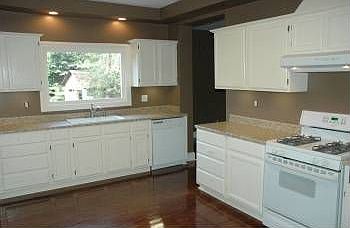 3rd image of 344 Garfield Ave