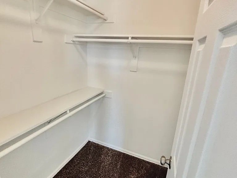 4961 Leland Point — Photo 14