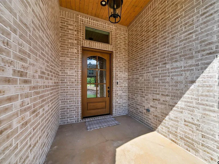 7517 Cross Gate Way — Photo 32