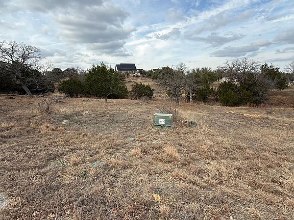 4th image of 204 Mercury Dr
