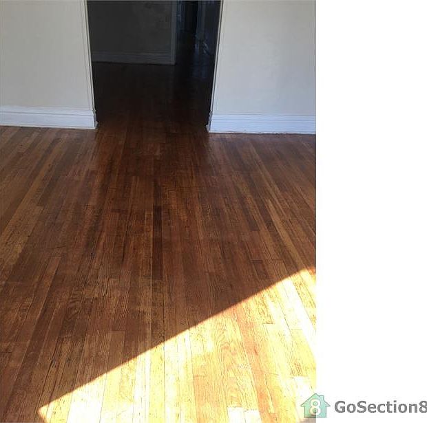 1st image of 5141 W West End Ave APT 1