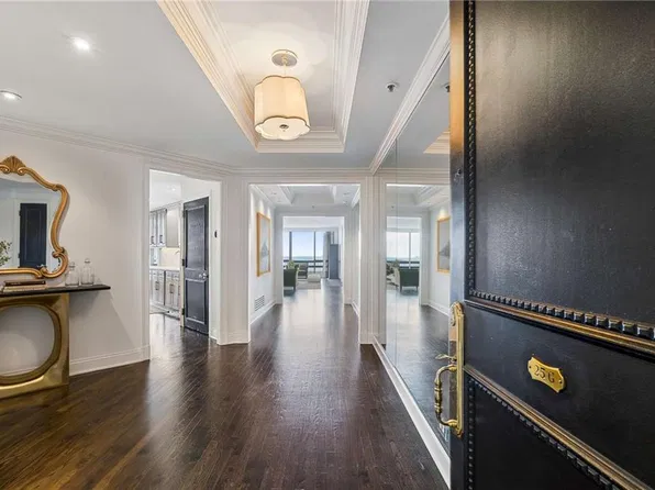 2660 Peachtree Rd NW APT 25G, Atlanta, GA 30305