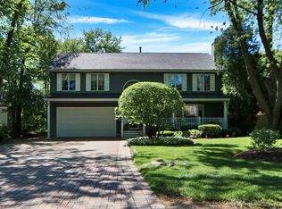 706 Glendale Rd, Glenview, IL 60025