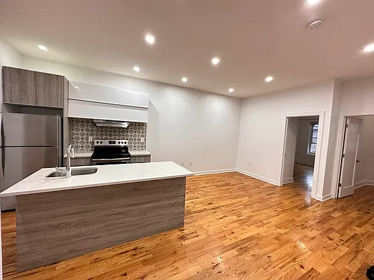 Rented by Massada Home Sales Inc | media 41