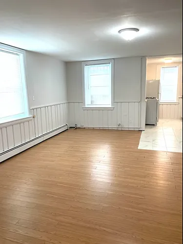 386 Brook St Photo 1