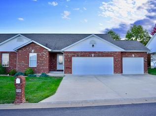 324 Bradford Ln, Waterloo, IL 62298