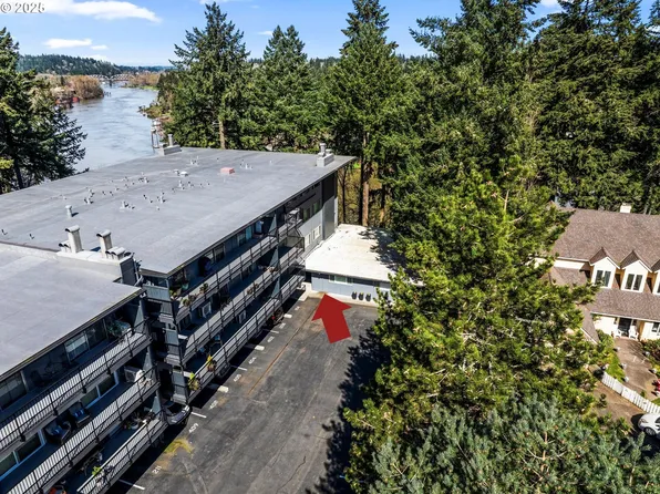 200 Burnham Rd Unit 103, Lake Oswego, OR 97034