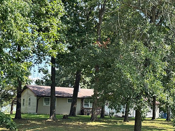 3rd image of 4264 Palestine Rd