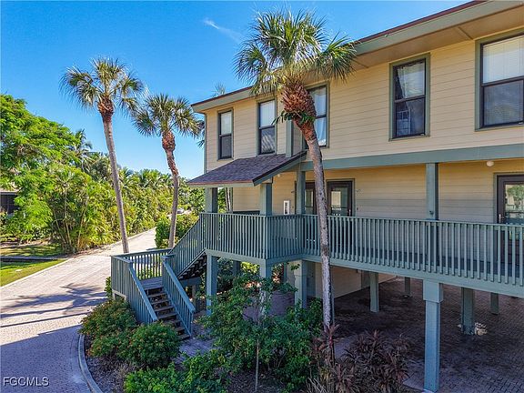 2nd image of 16750 Bocilla Palms Dr #74