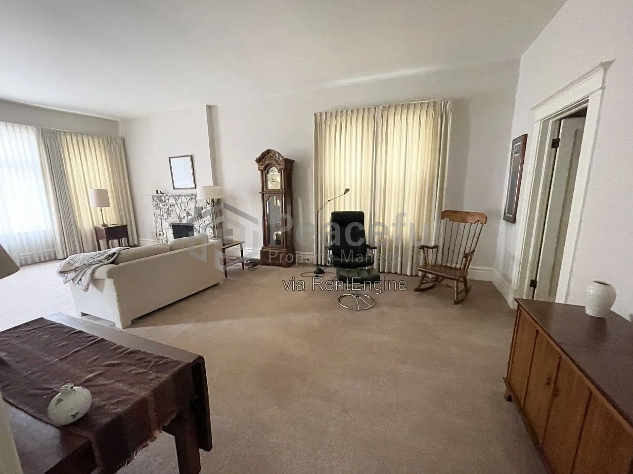 5 bed, 3.0 bath, 2700 sqft, $5,000 — Photo 3