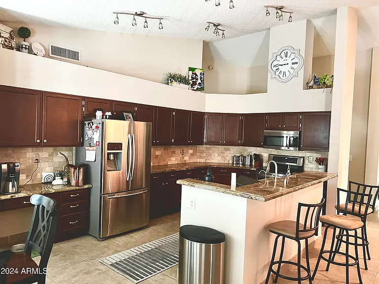 3630 E Goldfinch Gate Ln — Photo 6