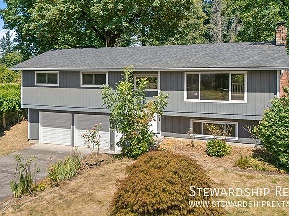 4th image of 3620 SE 36th Cir