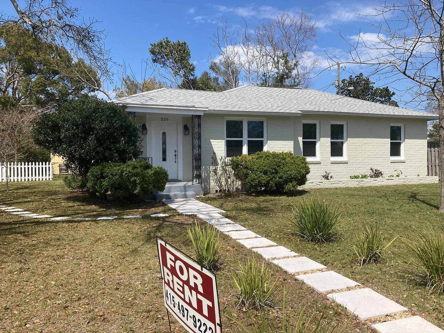 226 Bryant Rd — Photo 1