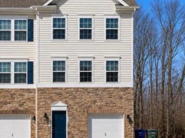 110 Jonagold Dr, Glassboro, NJ 08028