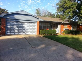 5821 NW 64th St, Warr Acres, OK 73132