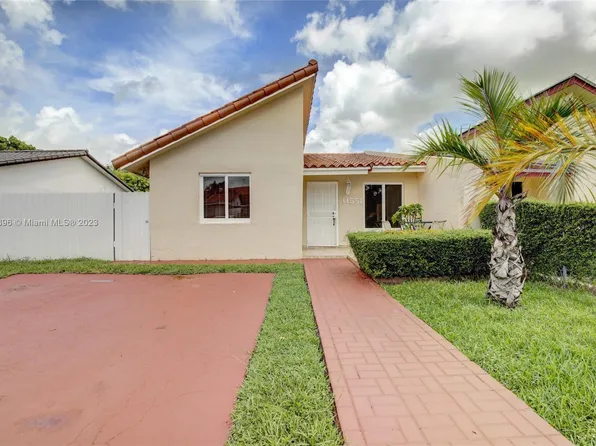11551 SW 5th St, Sweetwater, FL 33174
