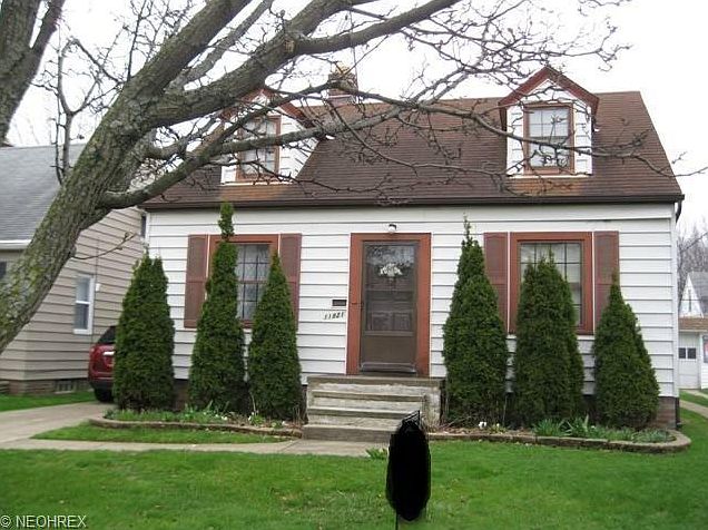 1st image of 11821 Marne Ave