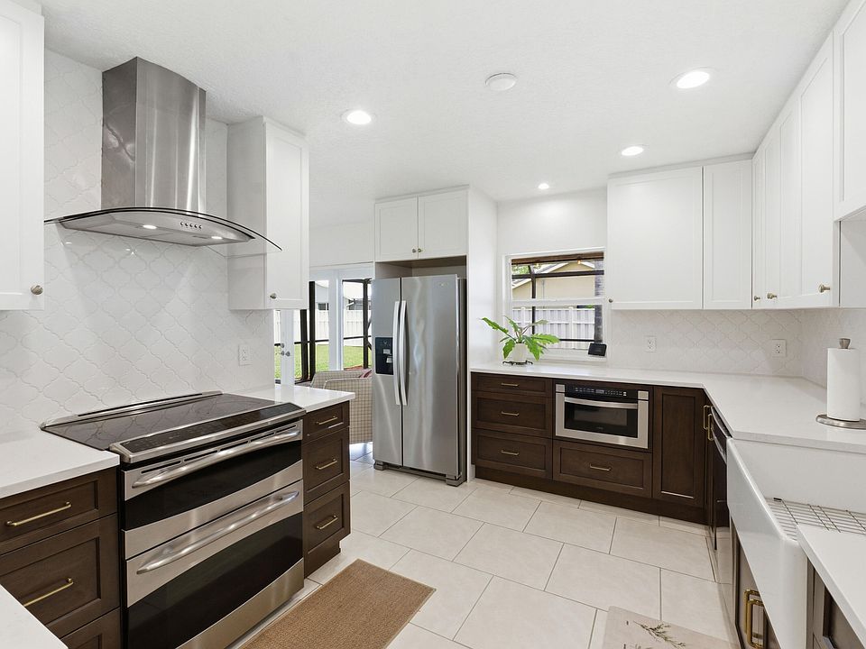 1st image of 7215 NW 43rd Street