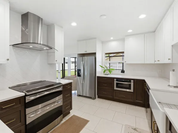 7215 NW 43rd Street, Coral Springs, FL 33065