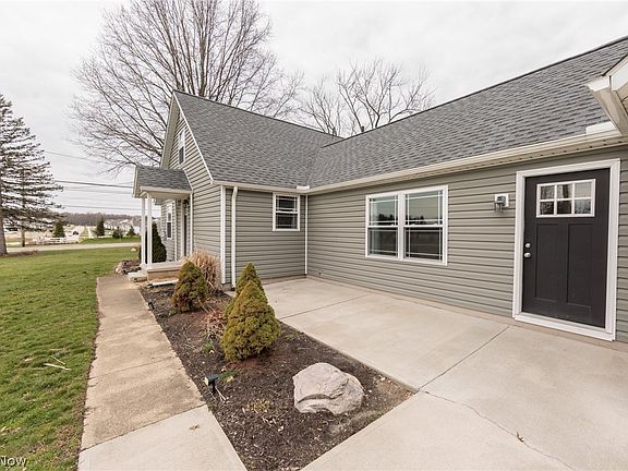 5th image of 9985 Mount Eaton Rd