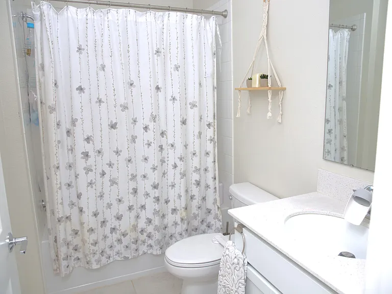 2 full bathroom