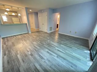 708 Martin Luther King Jr Blvd APT E4, Chapel Hill, NC 27514