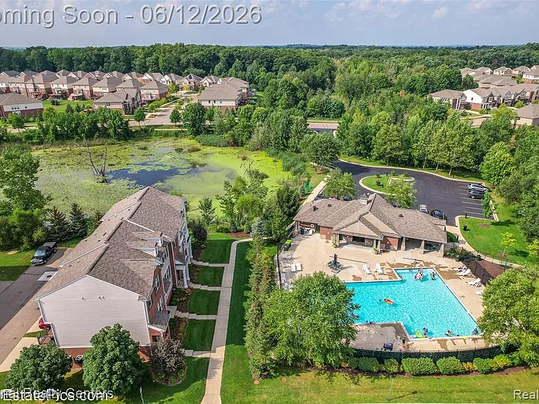 45149 Bartlett Dr — Photo 60
