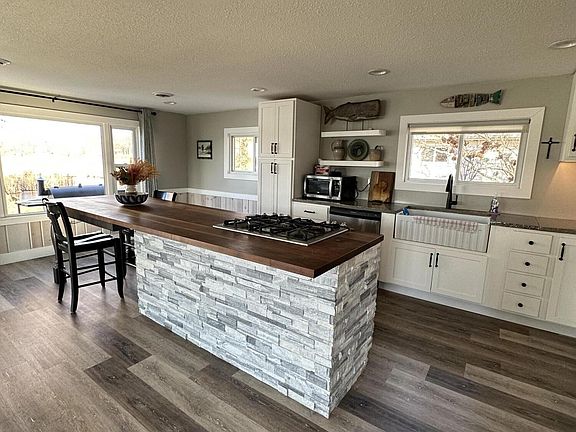 4th image of 2250 Oakwood Dr