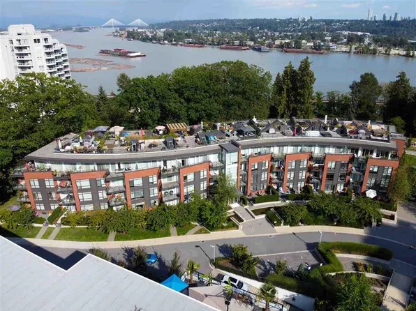 22 E Royal Ave #220, New Westminster, BC V3L 0G9