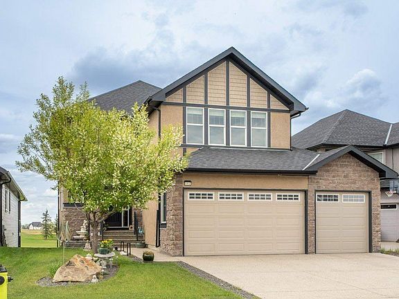 2nd image of 597 SE Muirfield Cres