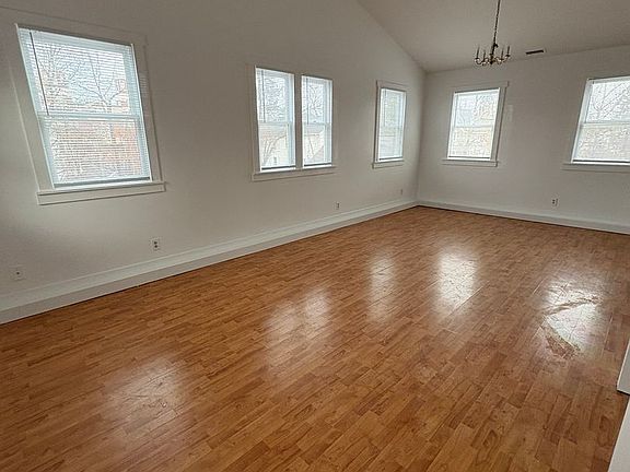 2nd image of 306 N Adams St APT 6