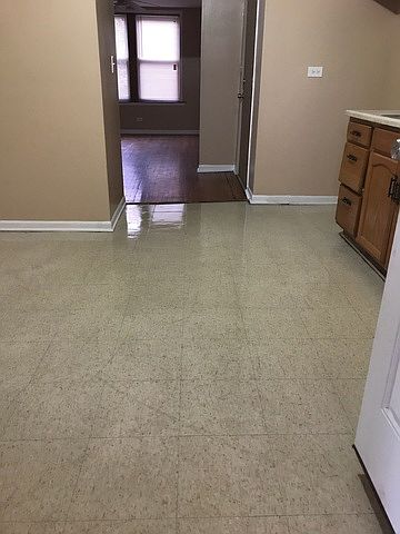 2nd image of 9036 S Dauphin Ave #1