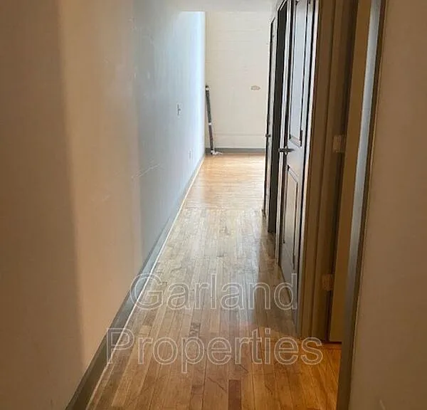 821 Salem Ave SW #4 — Photo 3