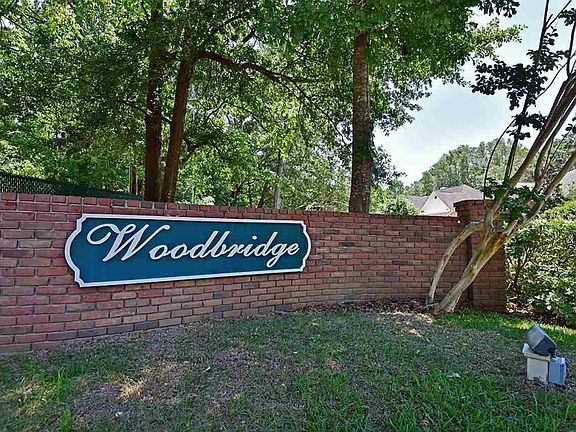2nd image of 9816 Bridgewood Ln