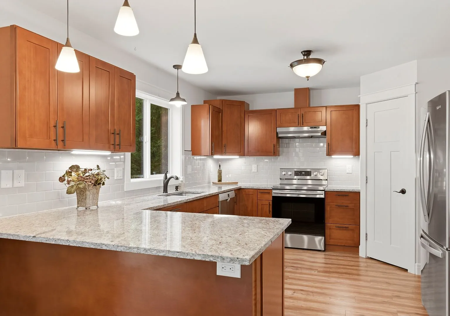 Rare Rental Opportunity! Bring Your Kayaks! — Photo 3