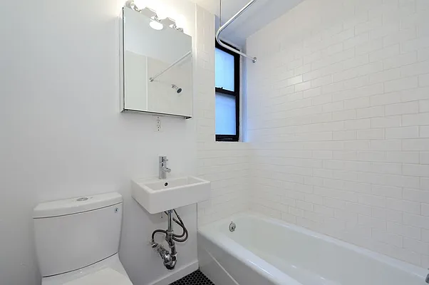 Rented by Aether Property Group | media 15