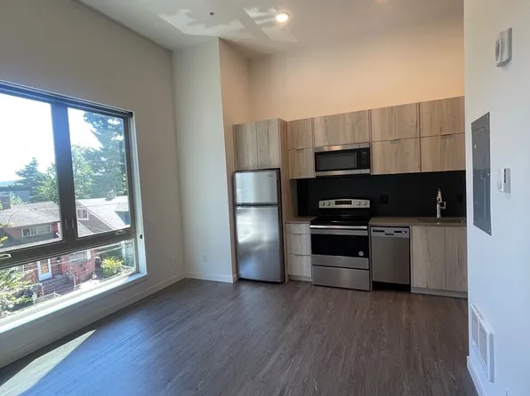T0505 - Nella Lofts, 1525 N Webster St #301, Portland, OR 97217