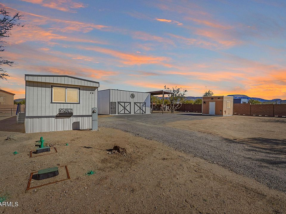 1st image of 24 W CIRCLE MOUNTAIN Road