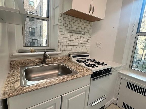 4th image of 65-41 Booth St Unit 2K