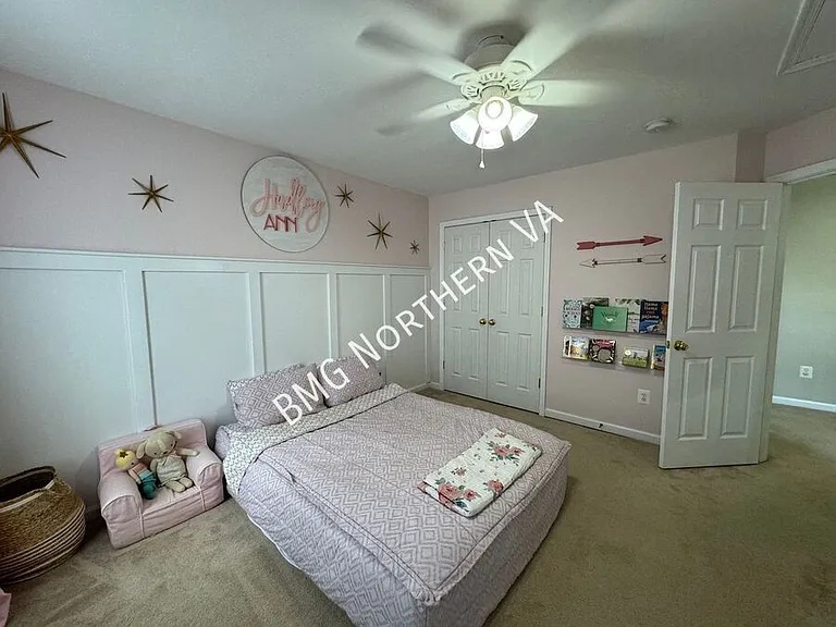 8930 Kingbird Ct — Photo 28