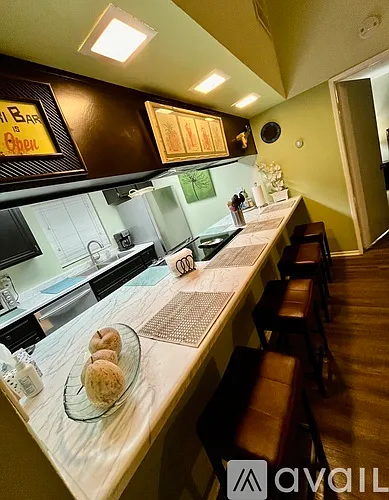 Eat In nook