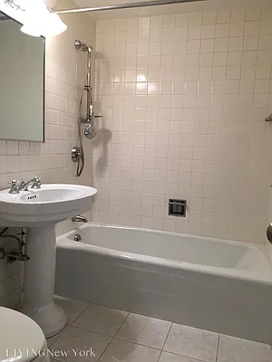 Rented by Living New York | media 51