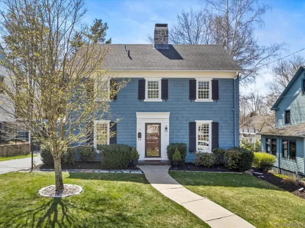 115 Ridgewood Avenue, North Haven, CT 06473