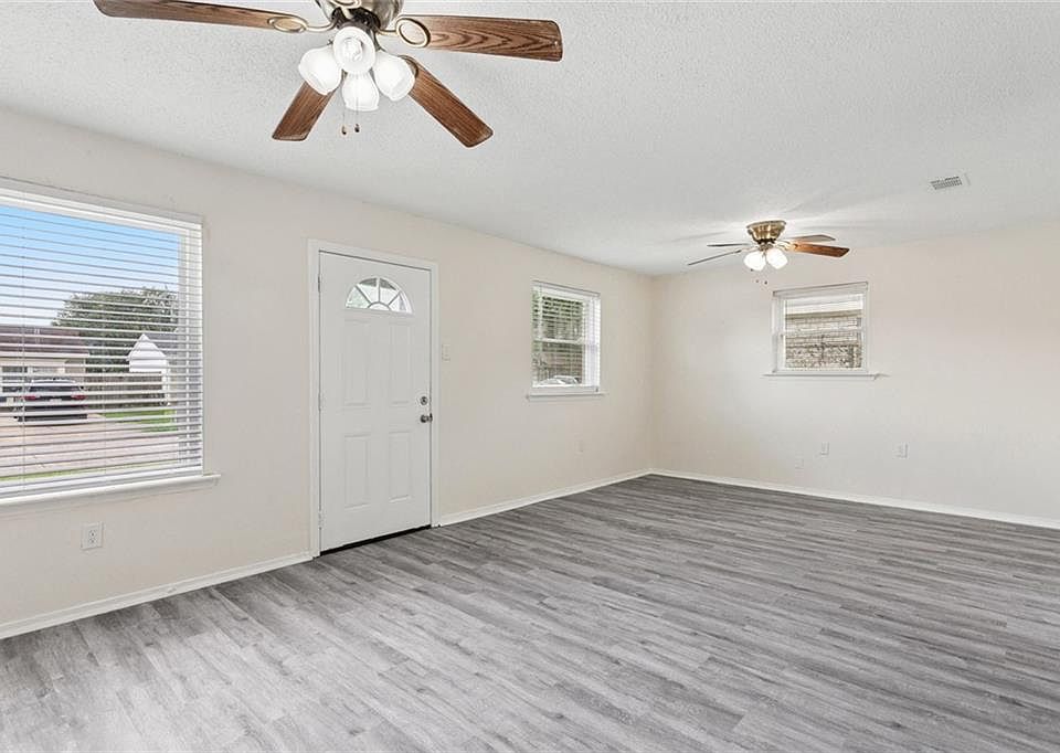 2648 Joy Ann Dr, Marrero, LA 70072 | MLS #2519568 | Zillow
