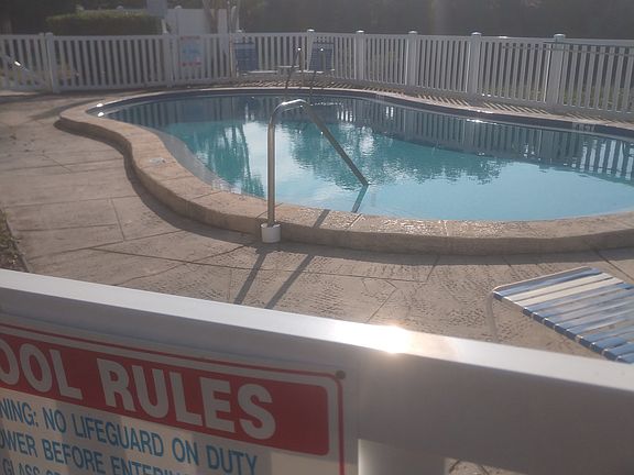 3rd image of 3322 Camelot Dr APT 12