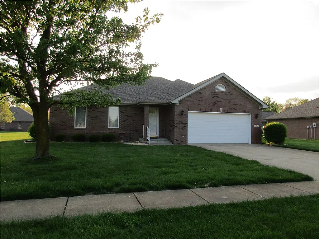 3202 Liberty Ln photo 1